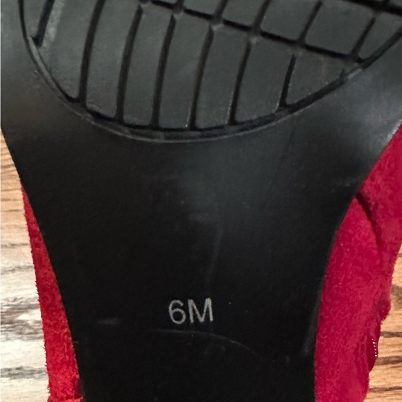 EUC! Cherry Perfect Holiday Red Bow Ankle Booties. By Impo. Size 6 - Picture 11 of 12